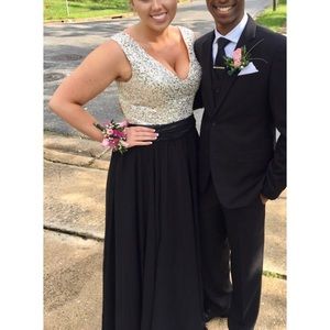 Beautiful Prom Dress!!